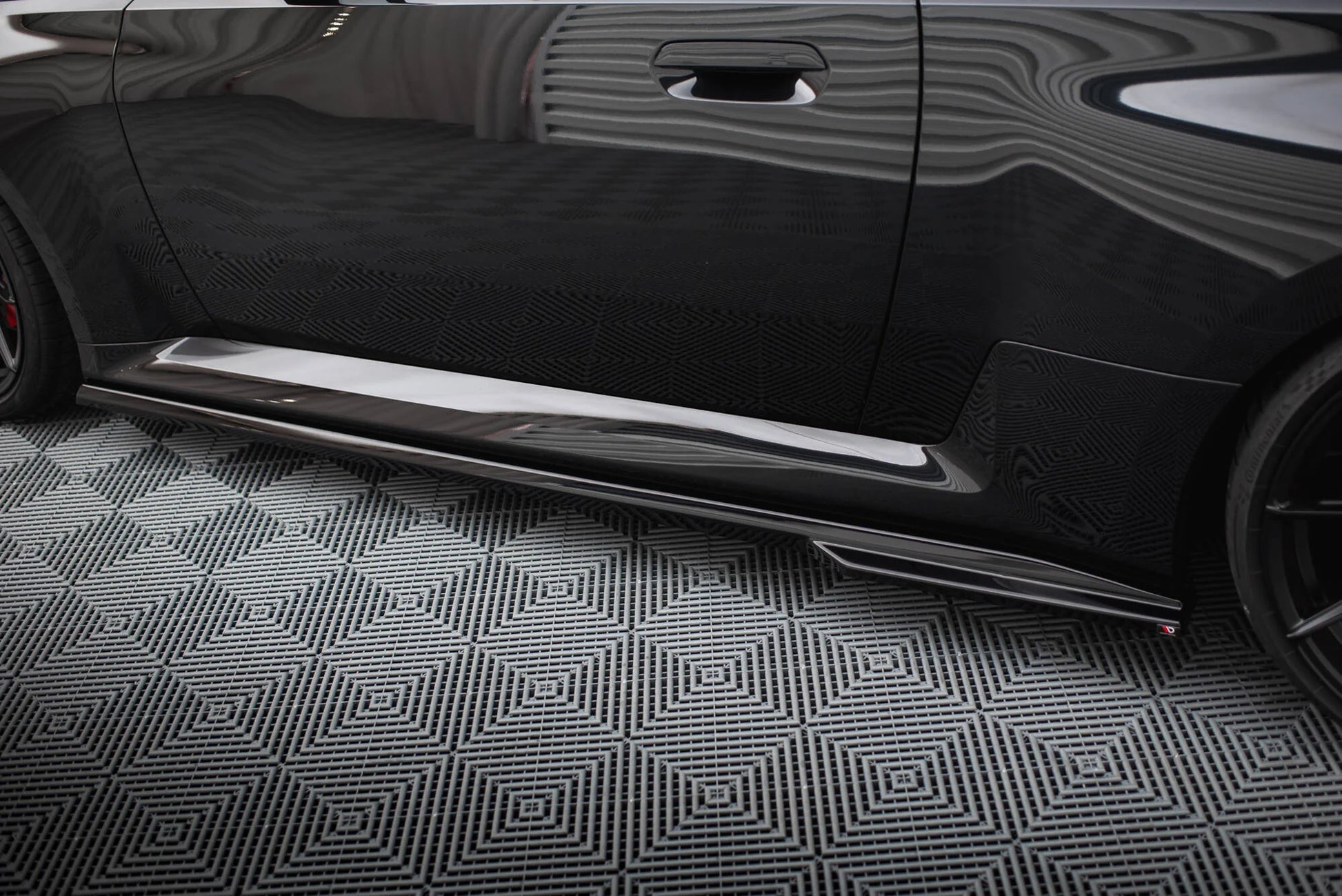 carbon fiber Pattern SIDE SKIRTS DIFFUSERS V.1  M2 G87