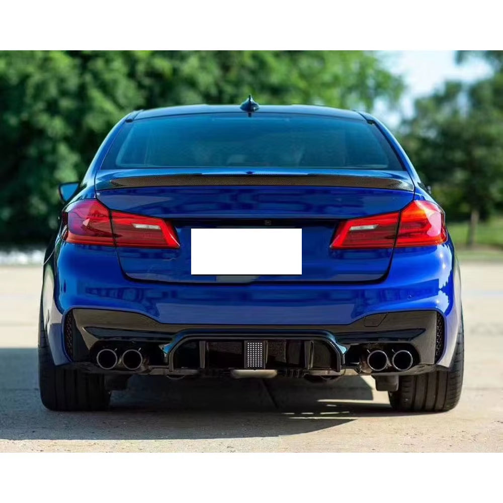 Carbon Fib Rear Lip Diffus with Light for BMW 5 Sies F90 M5 Sedan 4 Door 2018 2019